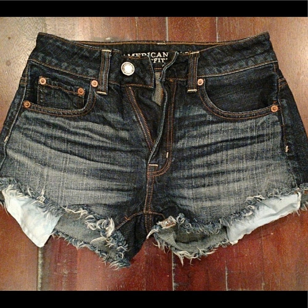Distressed high waisted shorts